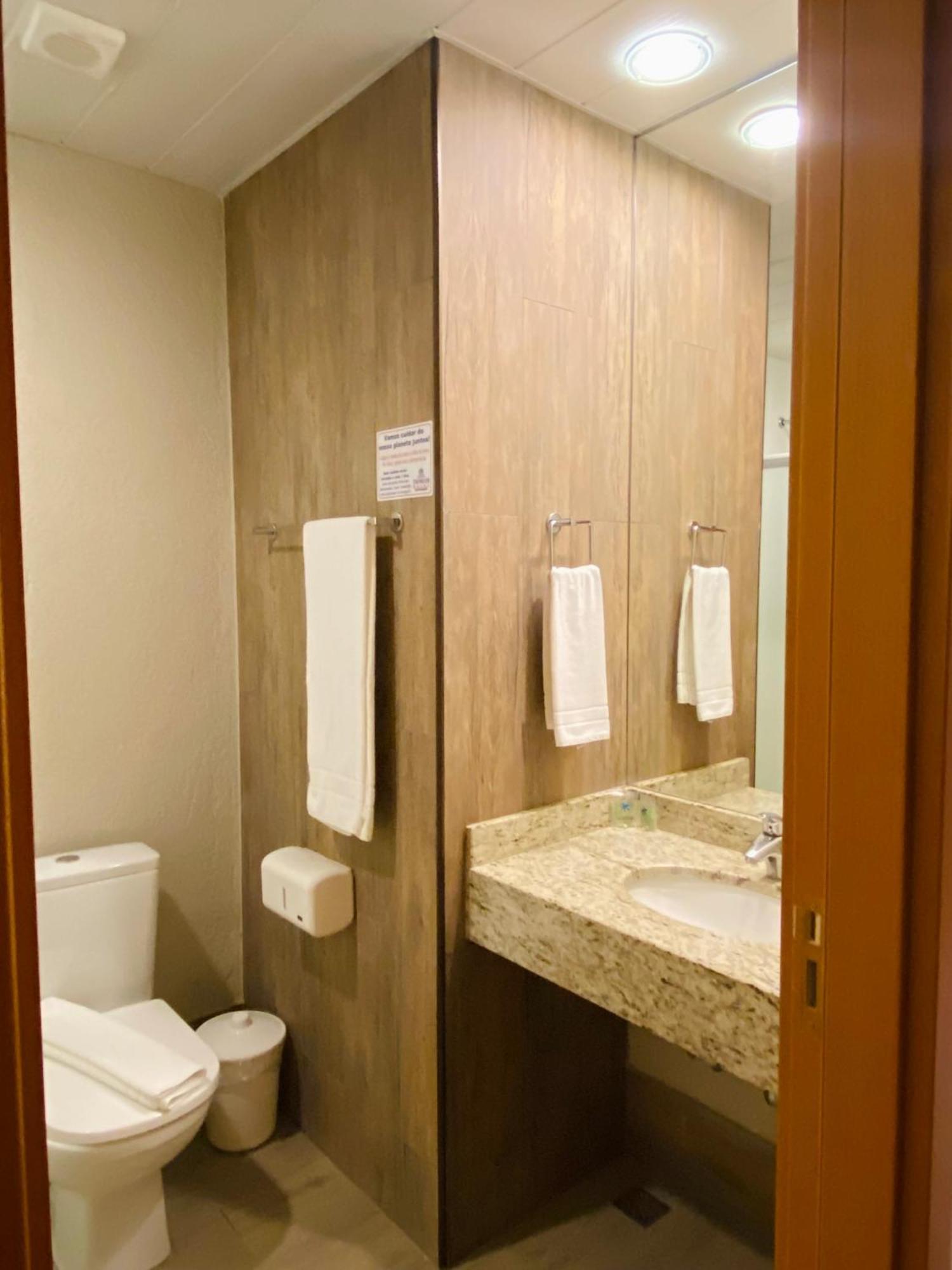 Hotel Thomasi Express 马林加 外观 照片