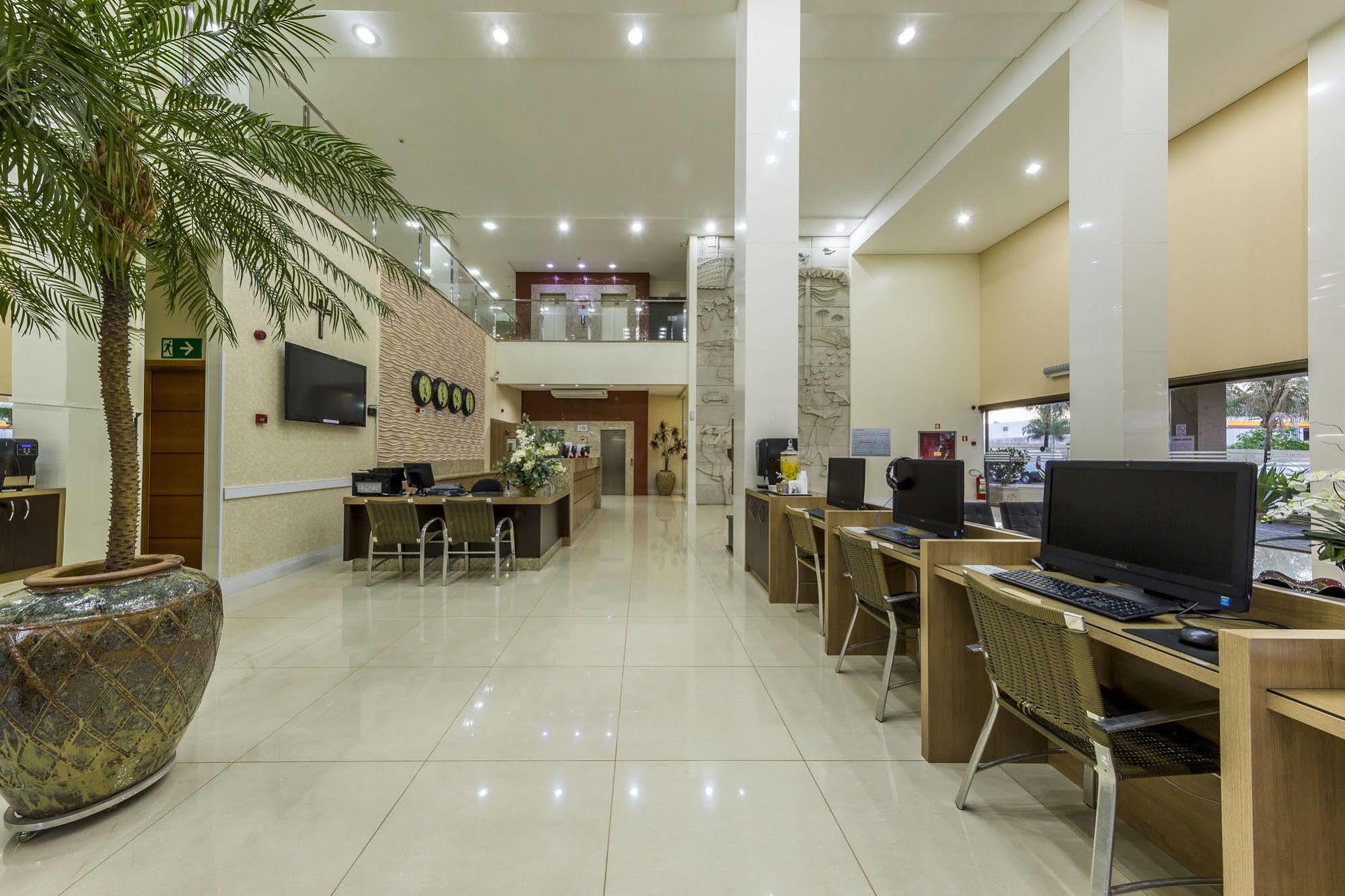 Hotel Thomasi Express 马林加 外观 照片