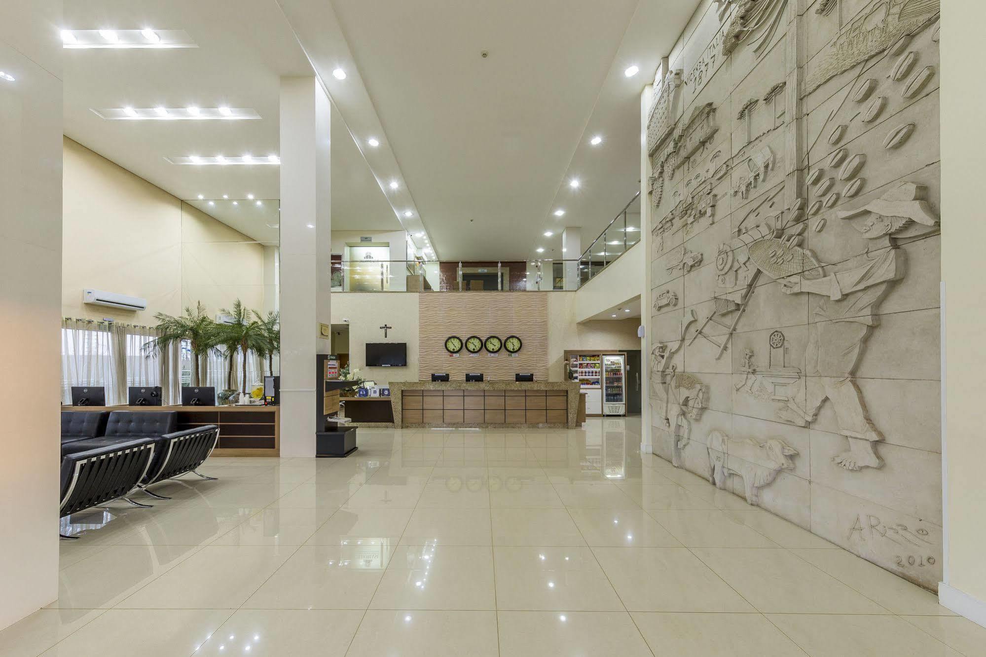 Hotel Thomasi Express 马林加 外观 照片