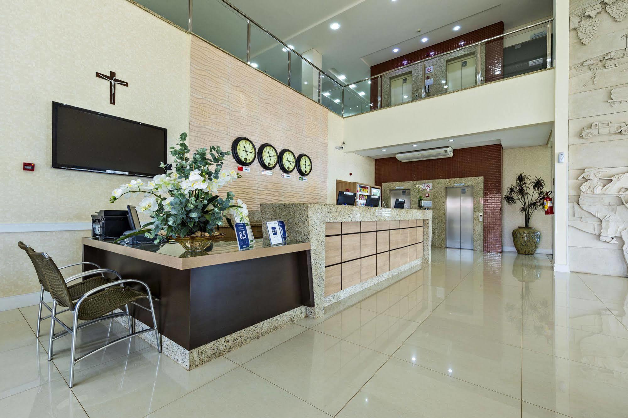 Hotel Thomasi Express 马林加 外观 照片